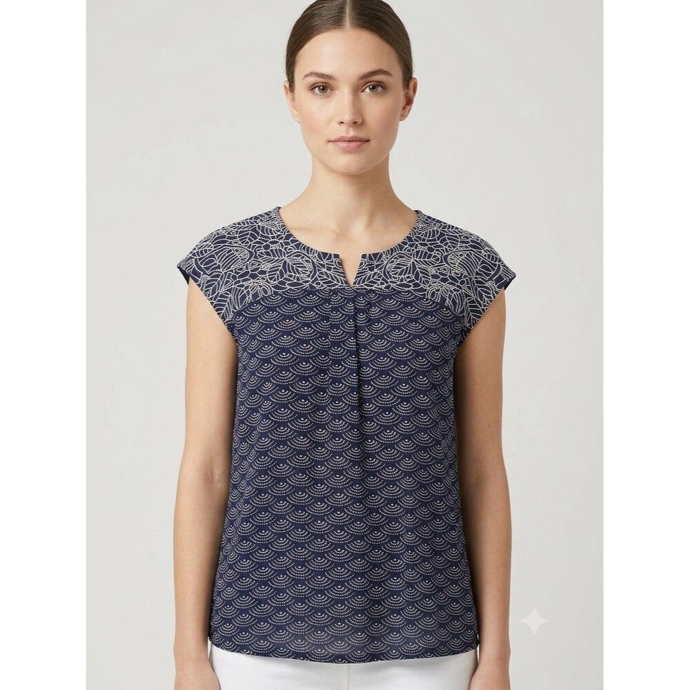 Skies Are Blue Geometric Embroidered V-Neck Cap Sleeve Stretch Knit Blouse M